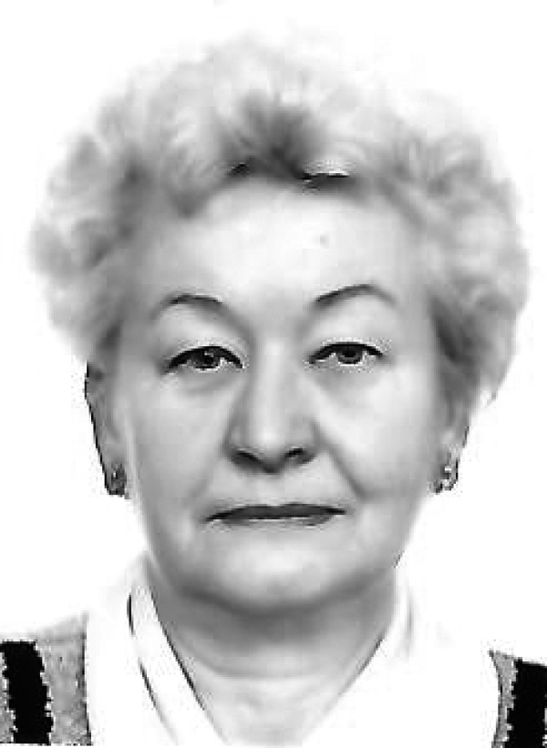 HALINA FOLWARCZNA
