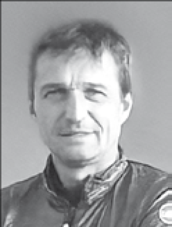 LEON ĆMIEL