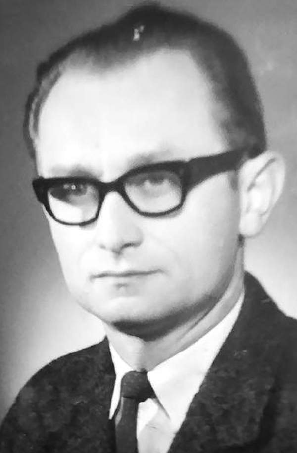 ADOLF MENDROK
