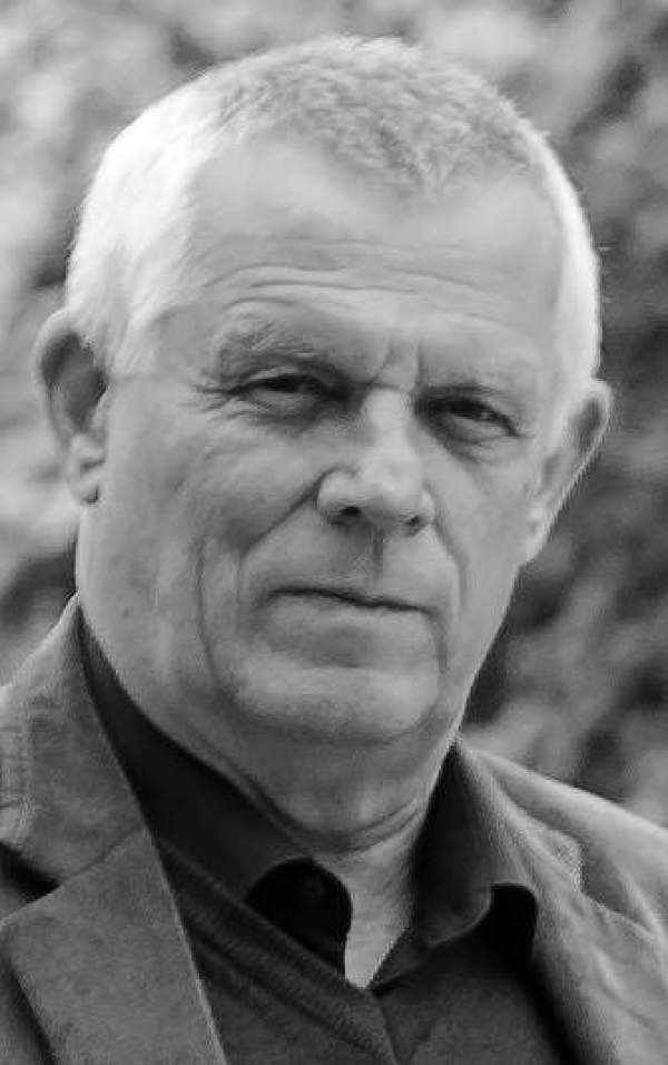 PIOTR SZTUŁA