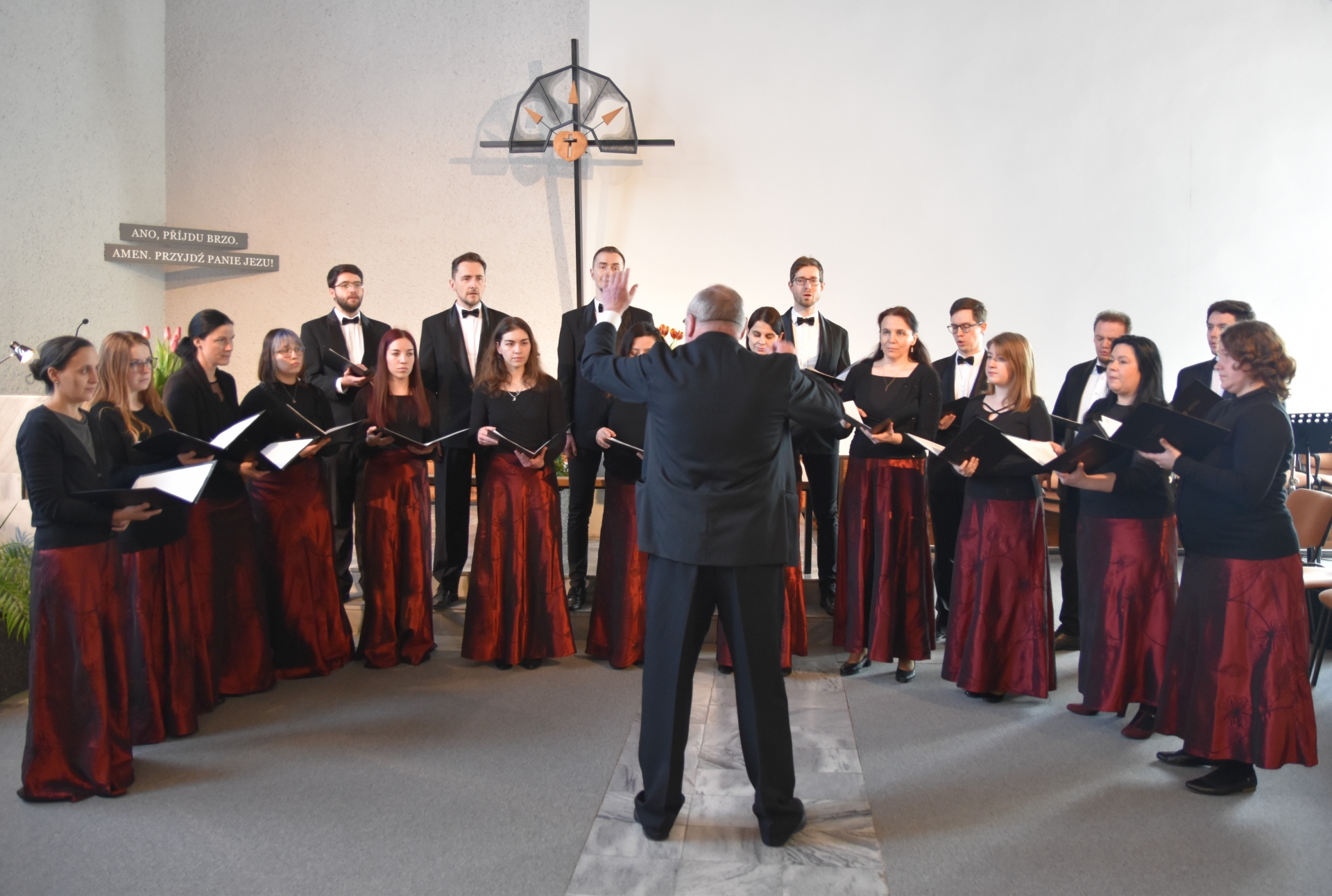 Image Chór „Canticum Novum” koncertował u katolików i ewangelików w Trzyńcu i w Karwinie-Frysztacie