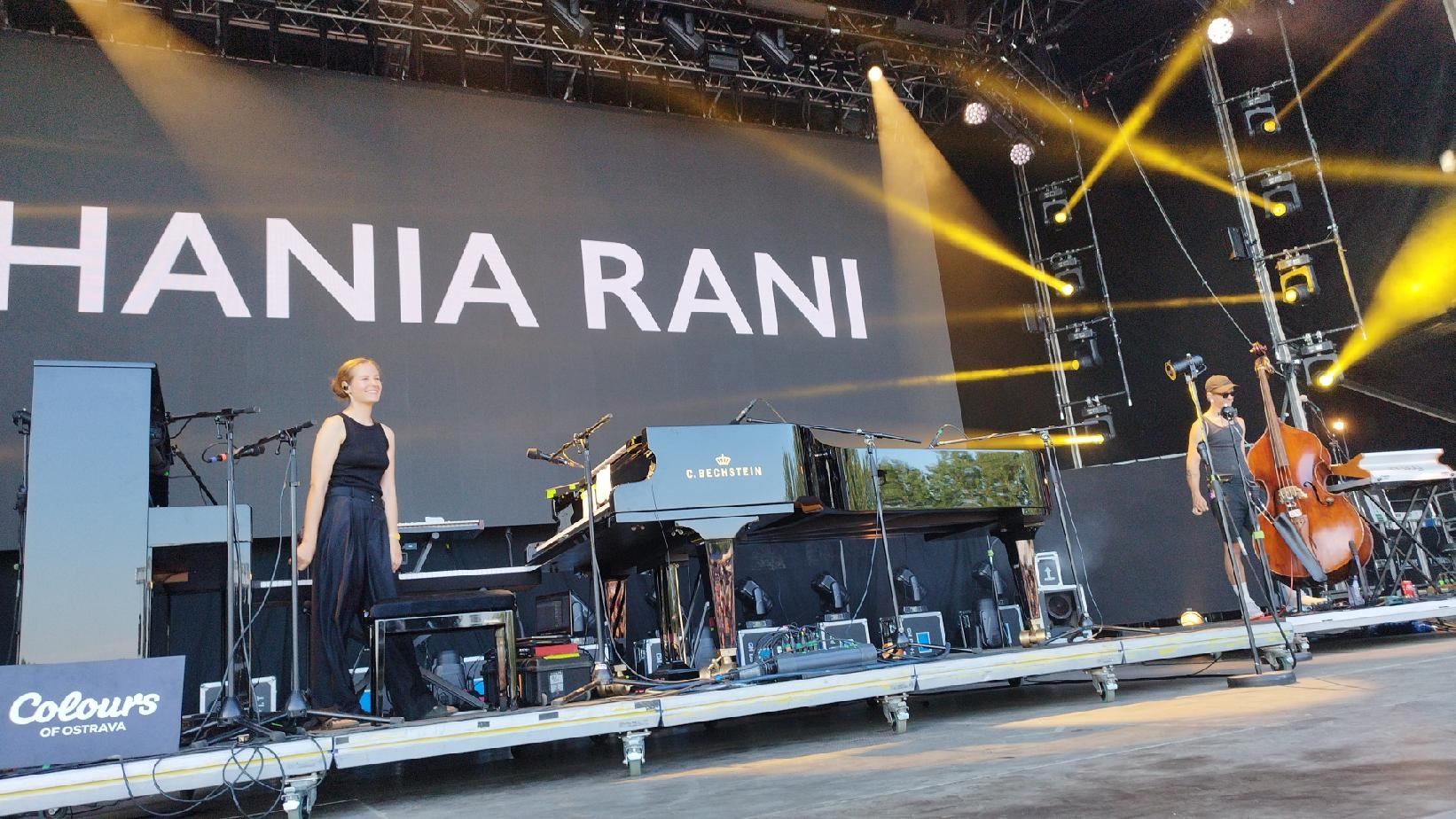 Img Hania Rani uwielbia koncerty. Na zdjęciu podczas tegorocznego występu na Colours of Ostrava. Fot. JANUSZ BITTMAR