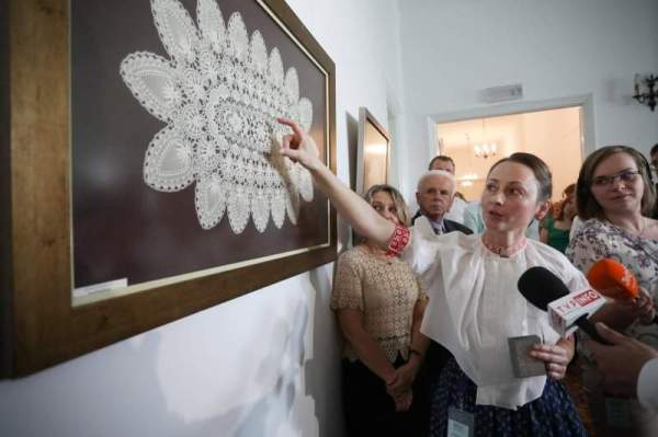 Image Nagroda za cuda z koronki