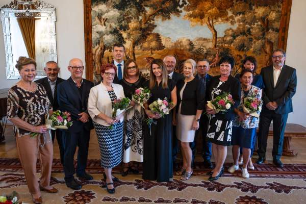 Image Karwina: Nagrody dla pracowników służby zdrowia