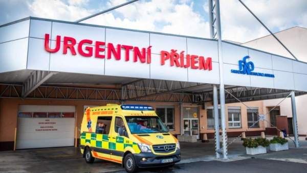 Image Łomna Górna: Ciężko ranny po upadku z wysokości 