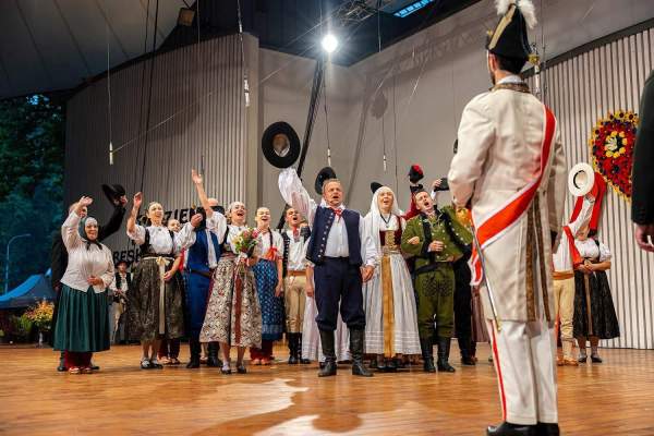Image Srebrne Żywieckie Serce za inscenizację przyjazdu arcyksięcia Rudolfa do Wędryni