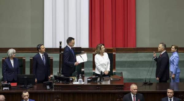 Image Karol Nawrocki złożył przysięgę prezydencką