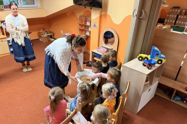 Image  „Korzenie dźwięków”: polska muzyczna tradycja w przedszkolach na Zaolziu