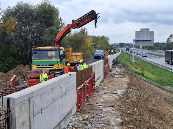 Image Bogumin: budowa zapory przeciwpowodziowej na finiszu