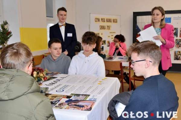 Image Cz. Cieszyn: Akademia Handlowa zaprasza na Dzień Otwarty 