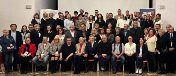 Image Wspólne pasje i cele. Polonijni prezesi i liderzy obradowali w Pułtusku i Warszawie