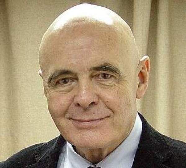 Image Pre-teksty i Kon-teksty Łęckiego: »Tym bardziej«, czyli czytajcie zbiory felietonów