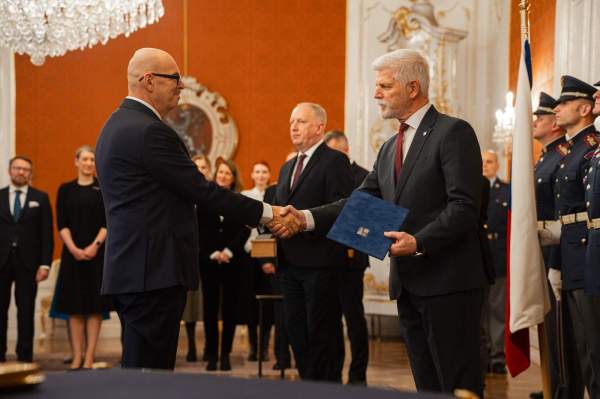 Image Praga: Prezydent Pavel powołał rząd premiera Babiša