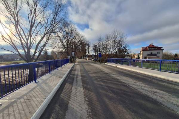 Image Most graniczny między Polską a Czechami przejezdny