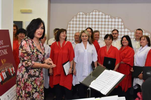 Image Trzyniec: »Hutnik« wystawiony w ratuszu