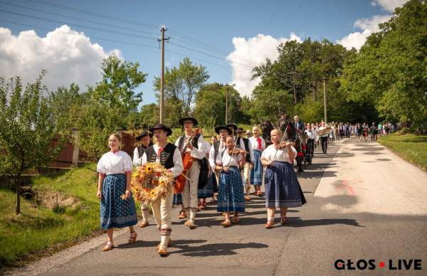 Image Guty: dożynkowy folklor