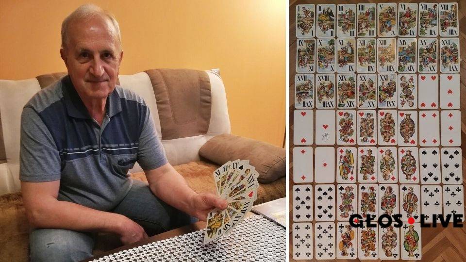 Img Tadeusz Mędrzak prezentuje talię kart do gry w taroki. Fot. Witold Kożdoń